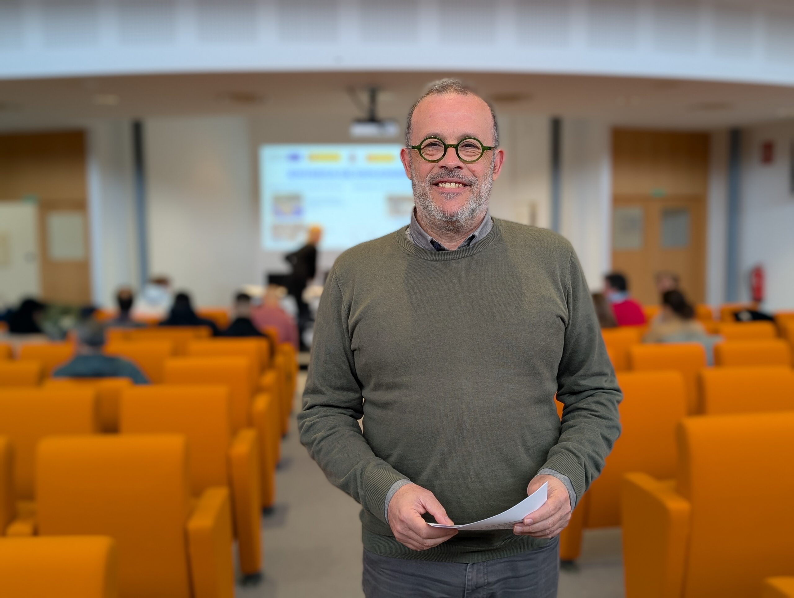 53 personas reciben sus diplomas tras completar cursos de formación para mejorar su empleabilidad